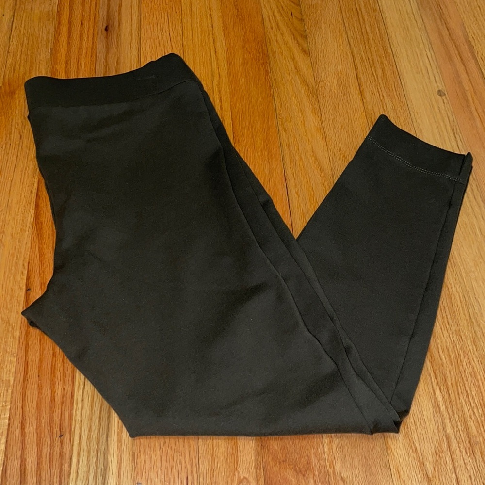 Ellen Tracy Olive green leggings